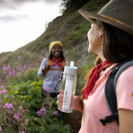 Butelka z filtrem do wody z 2-stopniową filtracją LifeStraw Go 0.65L - Navy Blue