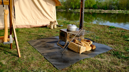 Bushmen - Mata ognioodporna Fastfold Fire Mat 1x1 m