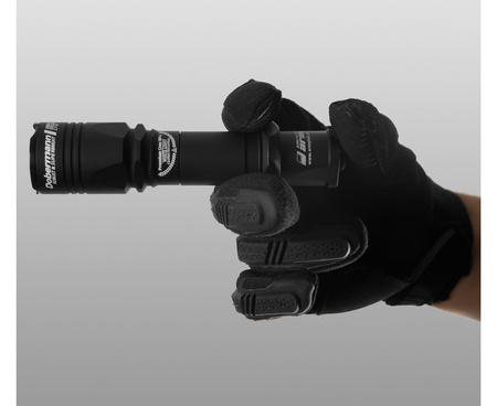 Latarka taktyczna Armytek Dobermann XP-L HI Warm