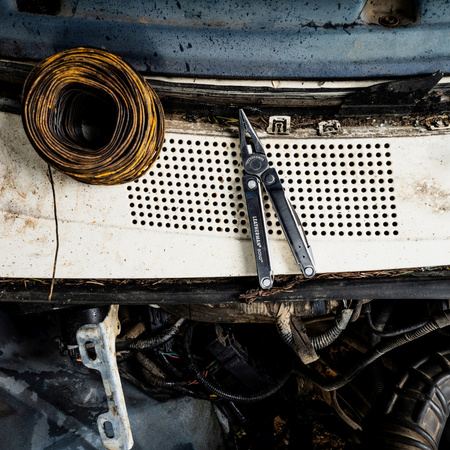 Multitool Leatherman Bond (832936) stainless - 14 narzędzi