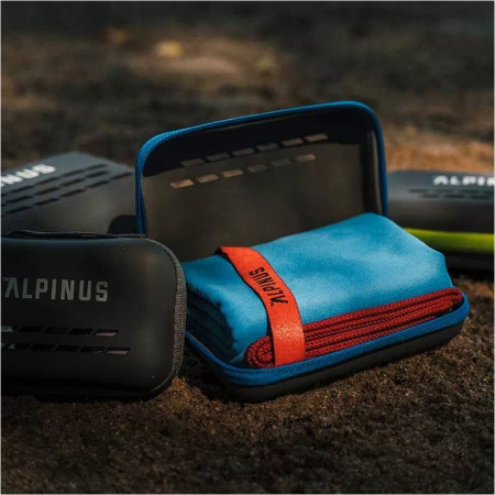 Alpinus - Ręcznik  Canoa 50 x 100 cm - zielony