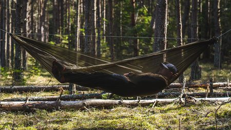 Hamak ultralight Lesovik SUL z zawieszeniem SNEKA UL - Forest Green