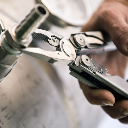 Multitool Leatherman Surge Stainless (830165) - 21 narzędzi