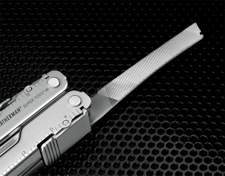 Multitool Leatherman Super Tool 300 (831148) silver - 19 narzędzi