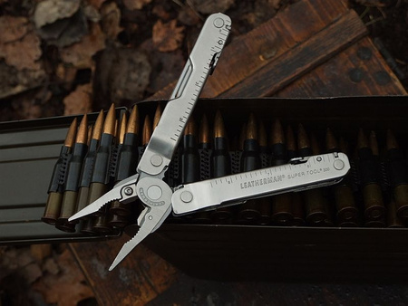Multitool Leatherman Super Tool 300 (831148) silver - 19 narzędzi