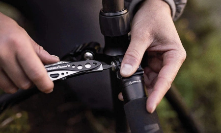 Multitool Leatherman Skeletool CX Verdant (833123) - 7 narzędzi