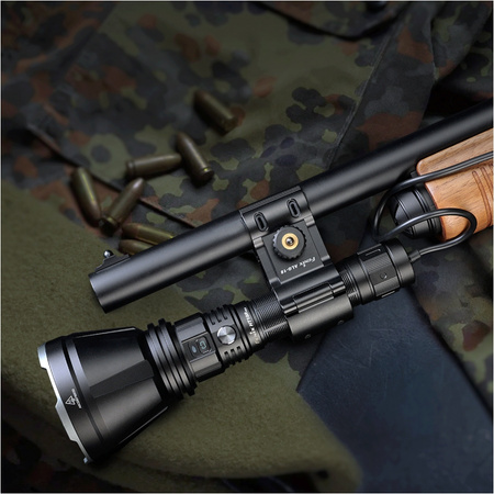 Latarka Fenix HT18R V2.0