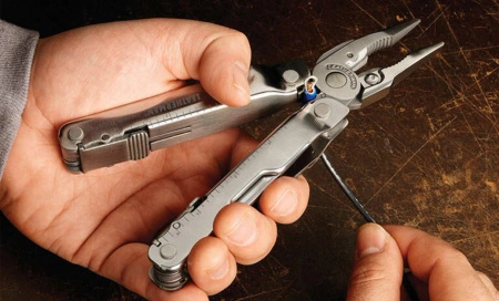 Multitool Leatherman Super Tool 300 Black (831151) - 19 narzędzi