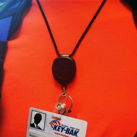 KEY-BAK - Retraktor Sidekick® ze smyczą i mocowaniem identyfikatora - 0KB1-0A44